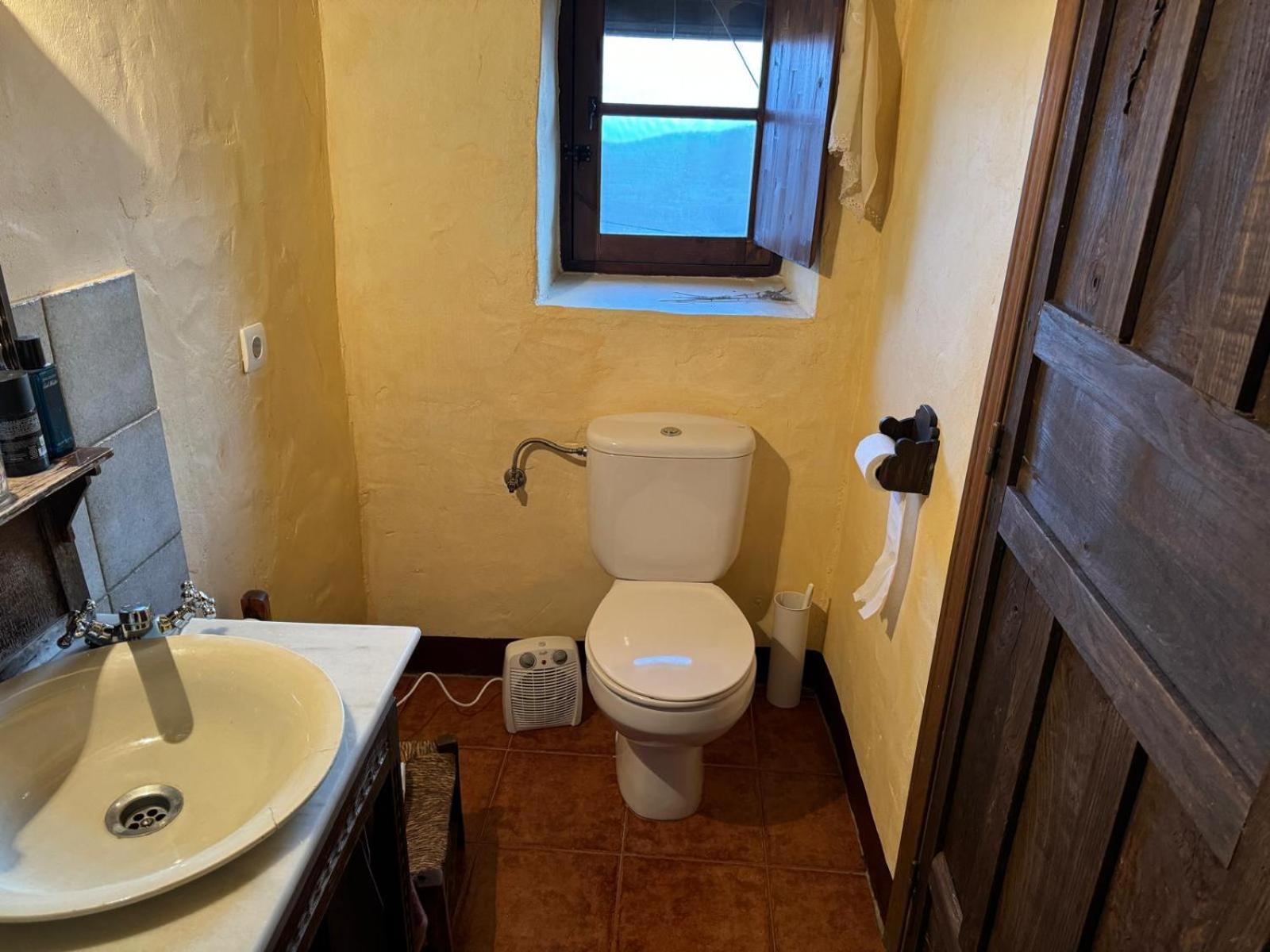 منزل الضيف Cabañas del Castillo  في Alma De Villuercas المظهر الخارجي الصورة